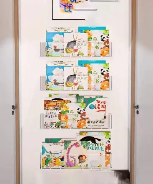 Porte-Revues-en-Plexiglas-4